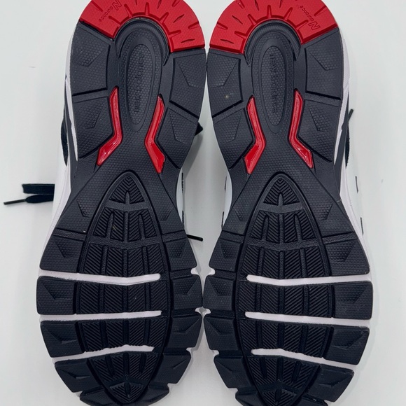 New Balance 990 V5; White Carbon Red; Men’s Size 9.5 - Picture 11 of 11